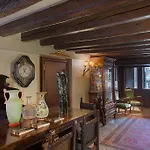 Residenza D'epoca San Cassiano Hotel