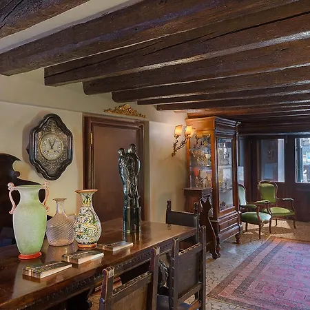 Residenza D'epoca San Cassiano Otel